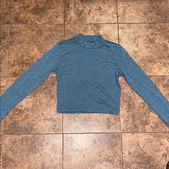 turtleneck crop top long sleeve shirt size small - Picture 2 of 4